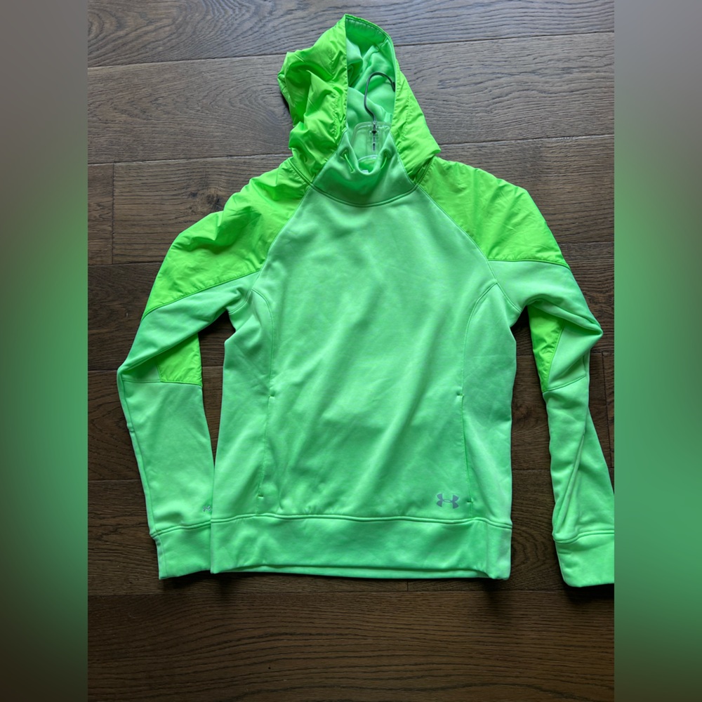 Under armour hoodie green size s